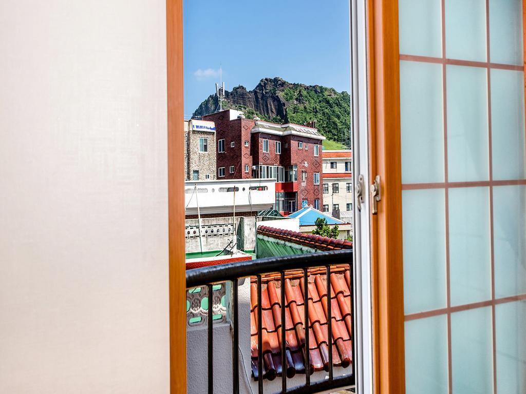 Sea Dragon Pension Согвипхо Экстерьер фото