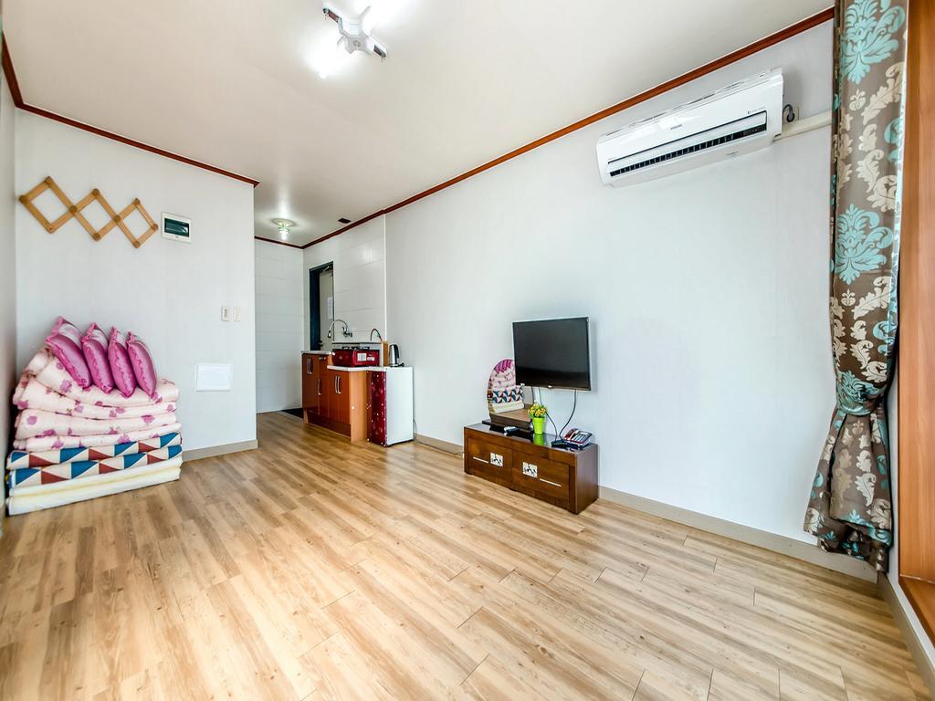 Sea Dragon Pension Согвипхо Экстерьер фото