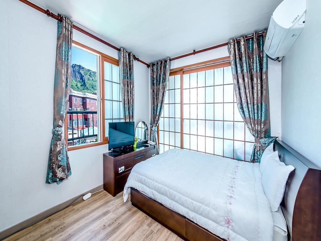 Sea Dragon Pension Согвипхо Экстерьер фото