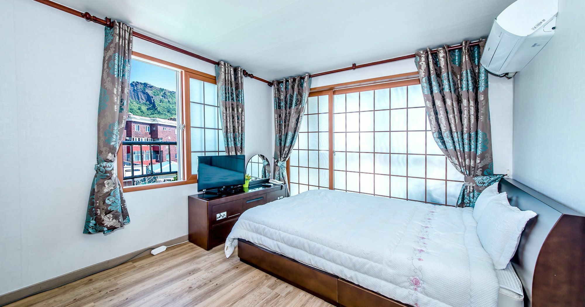 Sea Dragon Pension Согвипхо Экстерьер фото
